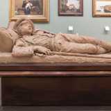 Qui colpisce anche la tenera scultura Il riposo di Raffaele Belliazzi